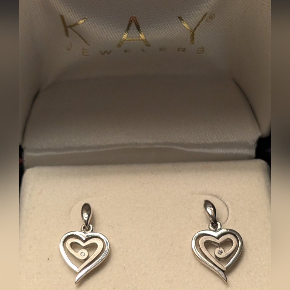 💖Kay Jewelers Sterling Silver Double Heart Tiny Diamond Drop Earrings